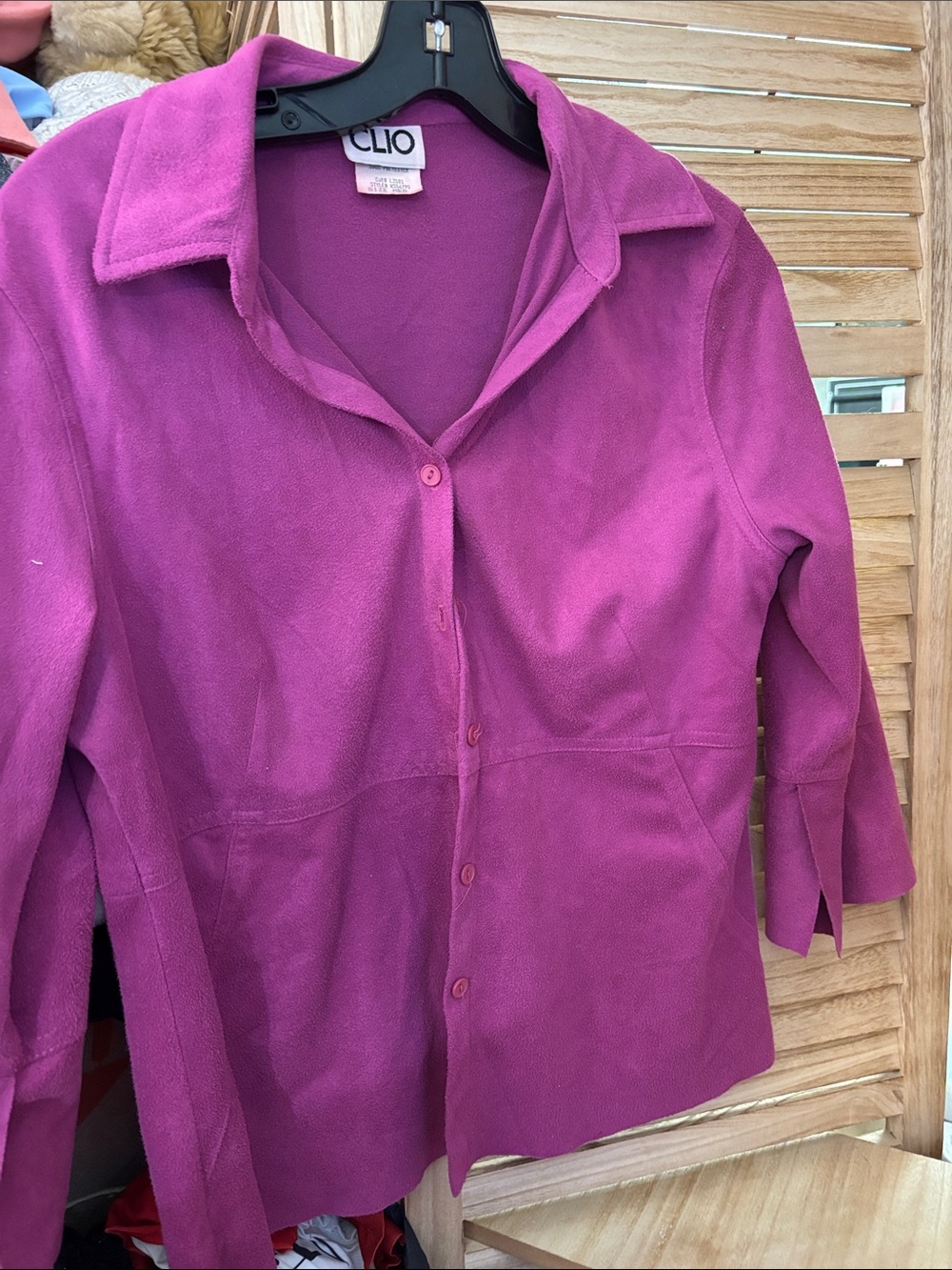 CLIO Women's Fuchsia Button-Front Ultra Suede Collared Shirt Medium